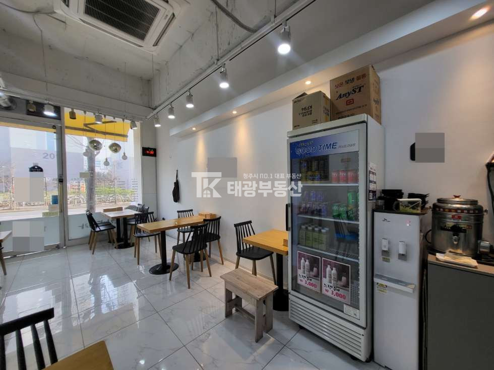 충북 청주상당구 용암동 용암동 상가임대. 용암동 롯데마트 근방 인테리어완비 식당. 프랜차이즈 업종 추천. 월세 매물번호 10254 사진 2