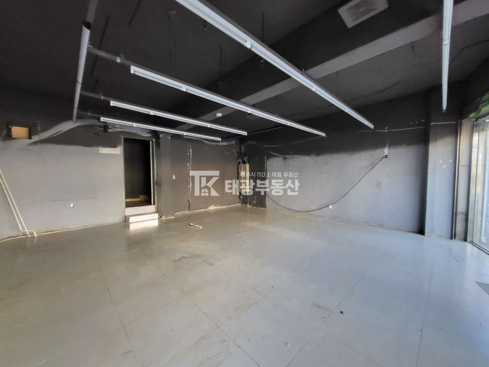 충북 청주청원구 율량동 율량동 상가임대. 1층 무권리 상가입니다, 입점조건 조율가능 월세 매물번호 10261 사진 3