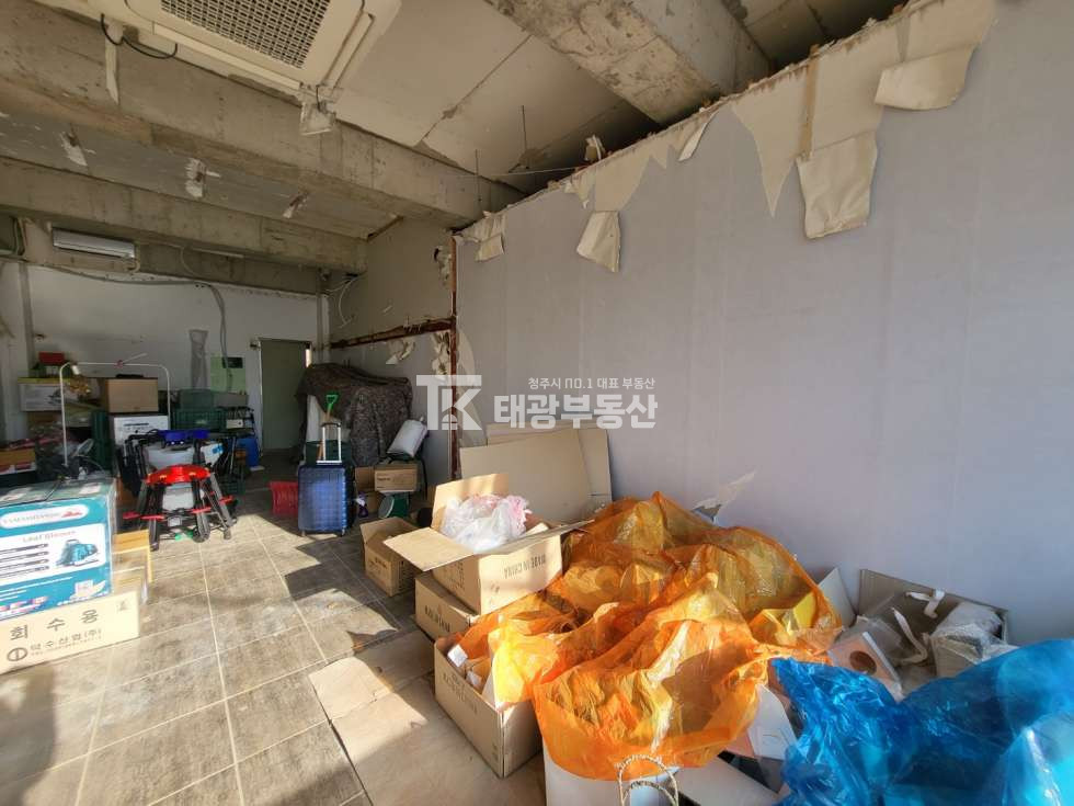 충북 청주서원구 산남동 산남동 상가임대. 산남고 앞 코너건물에 위치. 광고효과 접근성 주차 좋습니다. 월세 매물번호 10299 사진 1