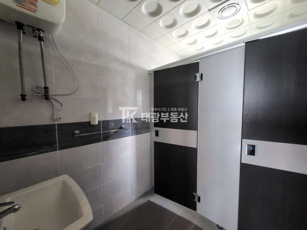 충북 청주청원구 율량동 율량동 상가임대. 대형평수 임대, 내부 인테리어 및 설비 완비. 월세 매물번호 10309 사진 17